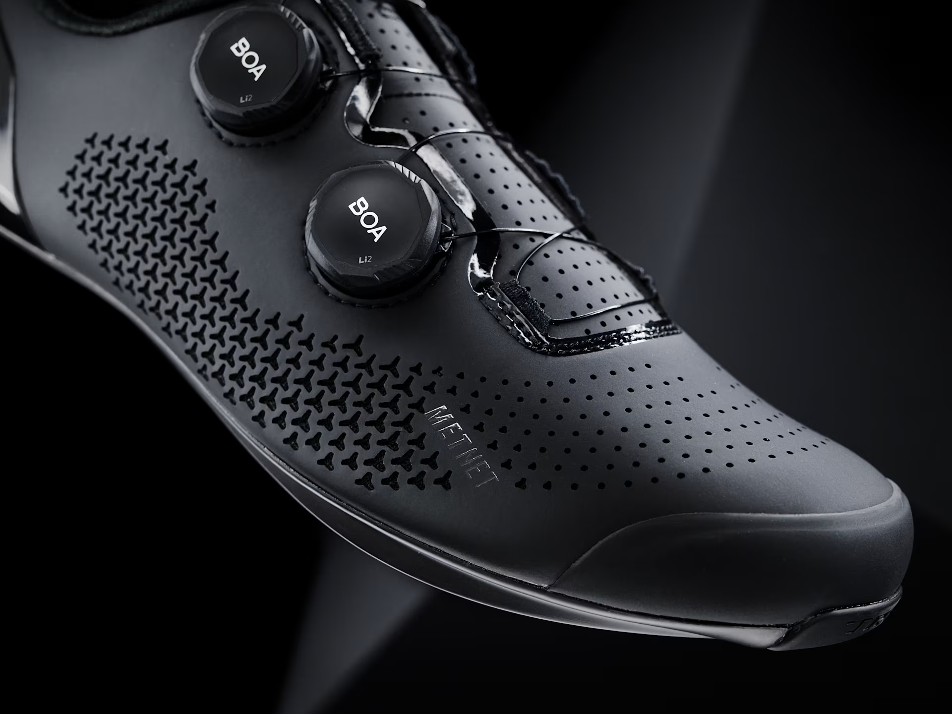 All-new Trek road shoes with METNET