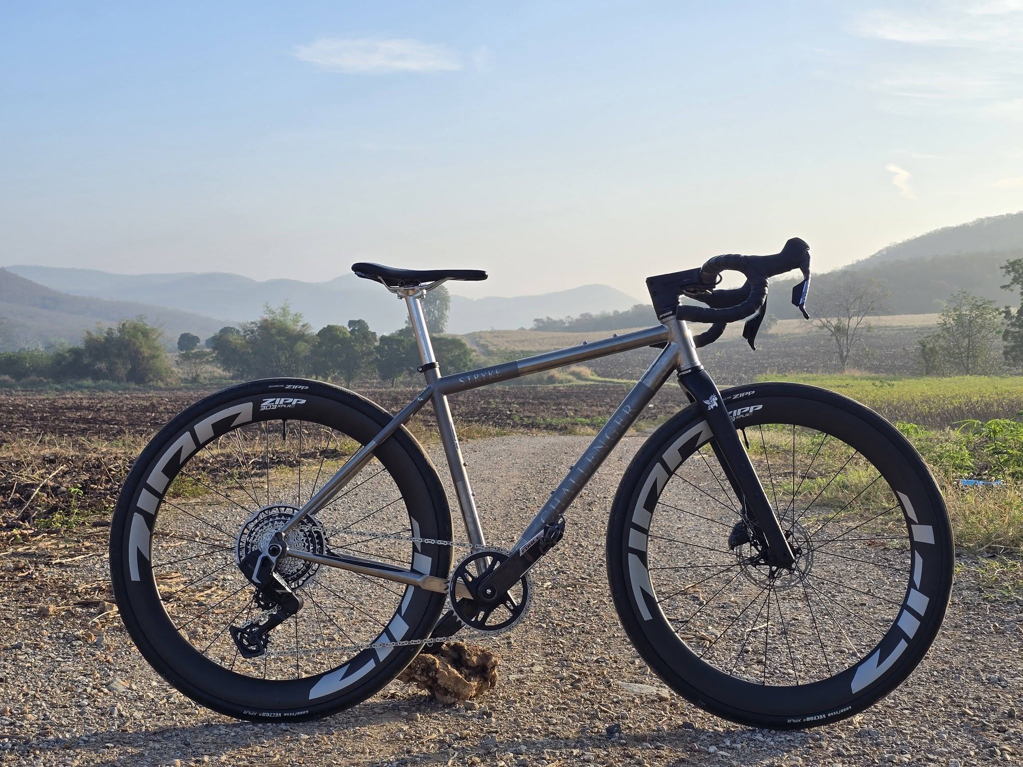 CHALLENGER STYKE Custom Frame Set