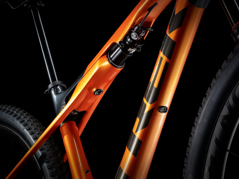 #COLOR_Factory Orange/Lithium Grey