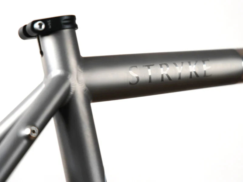 CHALLENGER STYKE Custom Frame Set