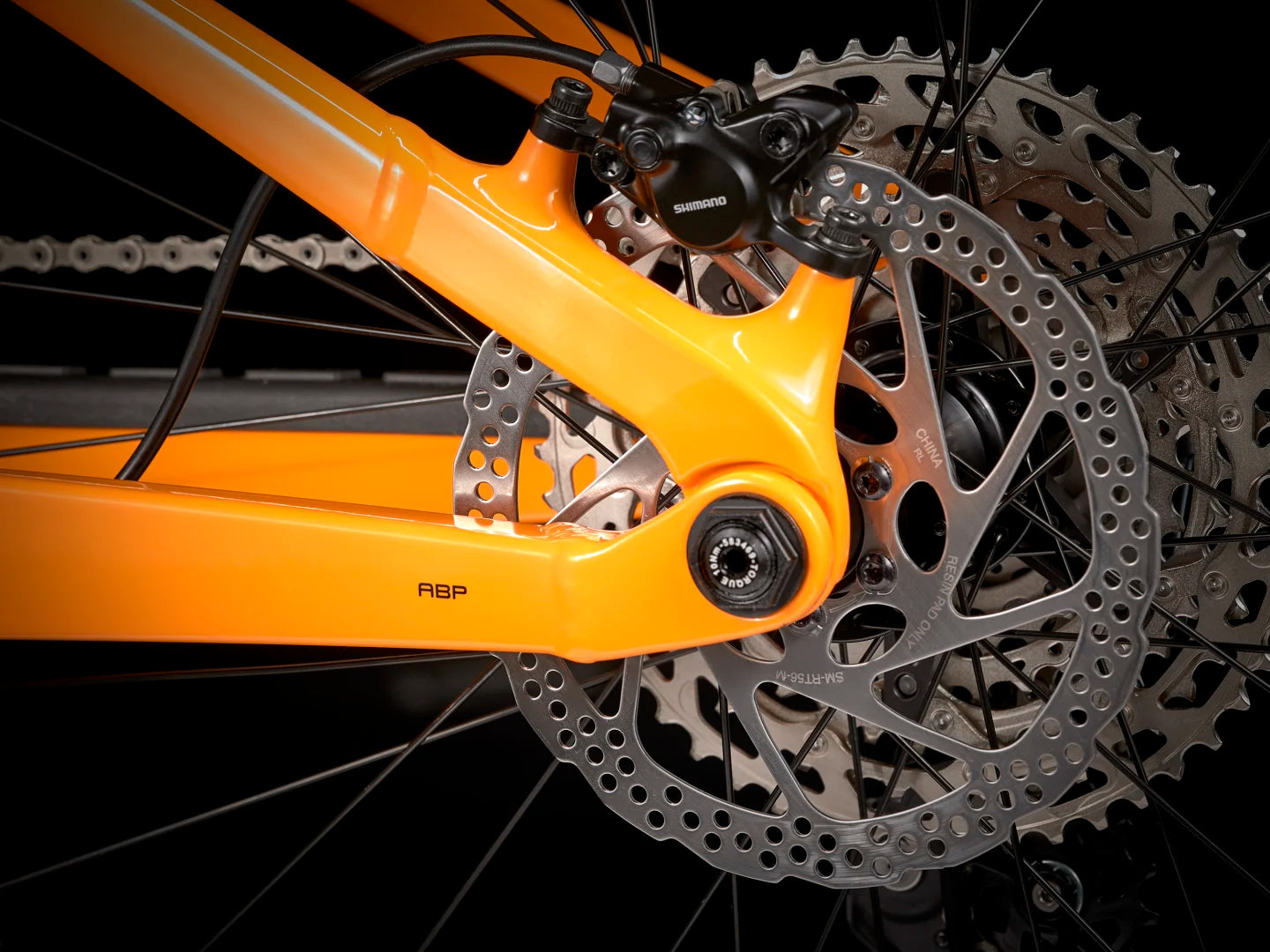 #COLOR_Lithium Grey/Marigold