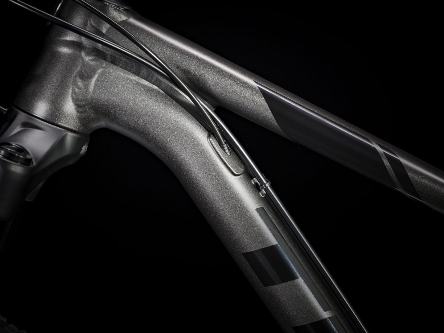 #color_MATTE/GLOSS BLACK