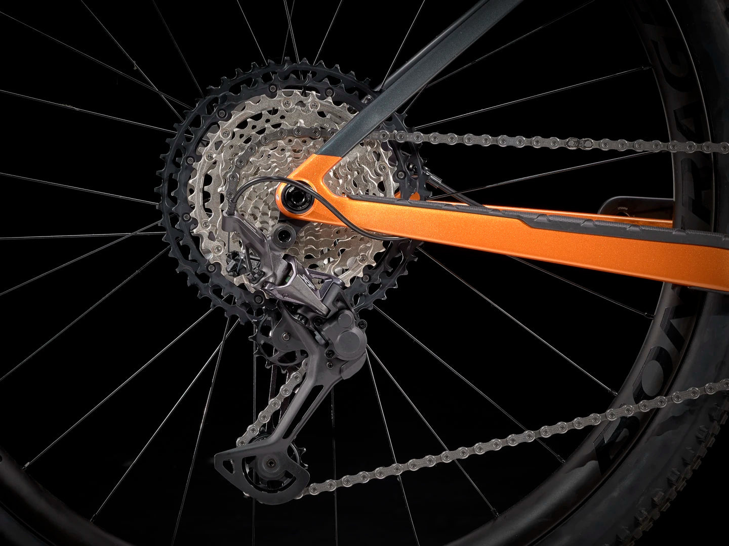 #COLOR_Factory Orange/Lithium Grey