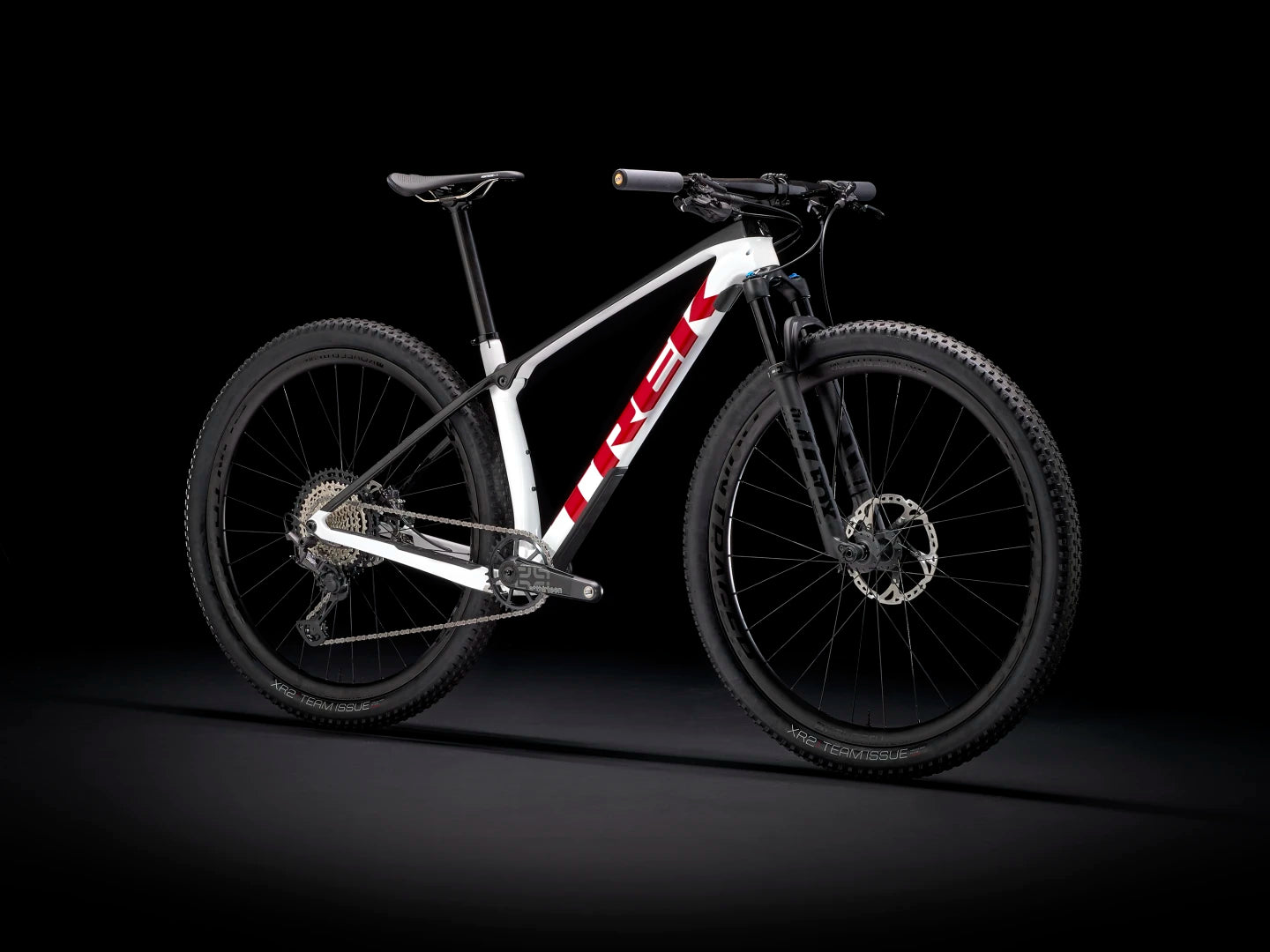 #COLOR_Crystal White/Trek Black