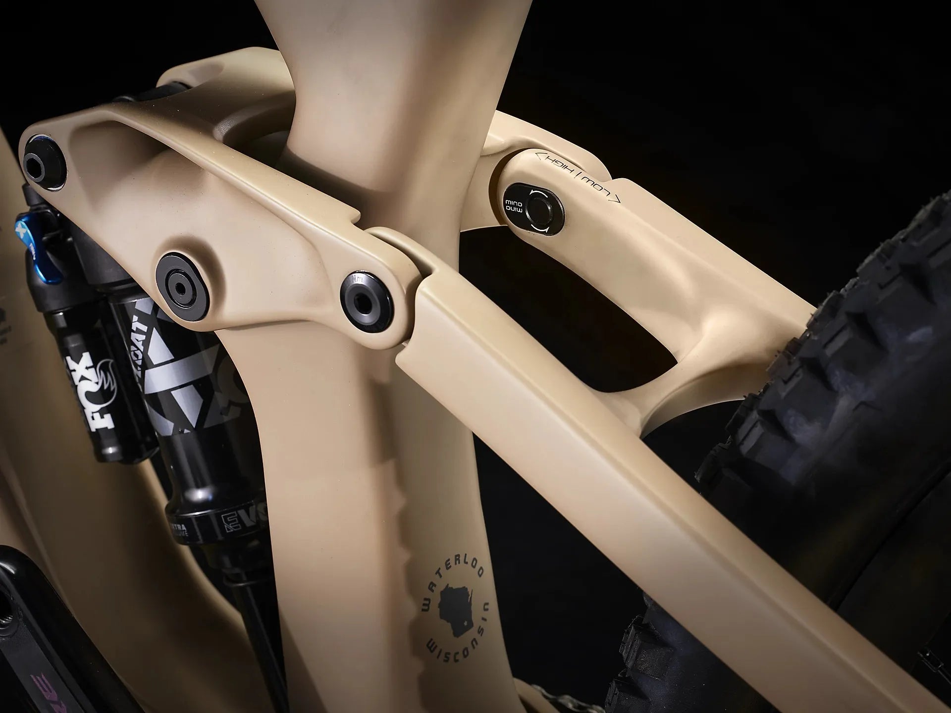 TREK Slash 9.7 Gen 5