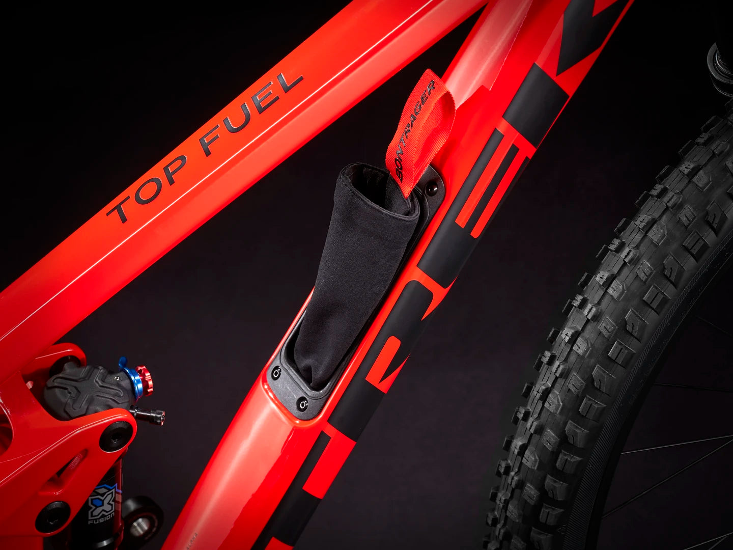 #color_Radioactive Red