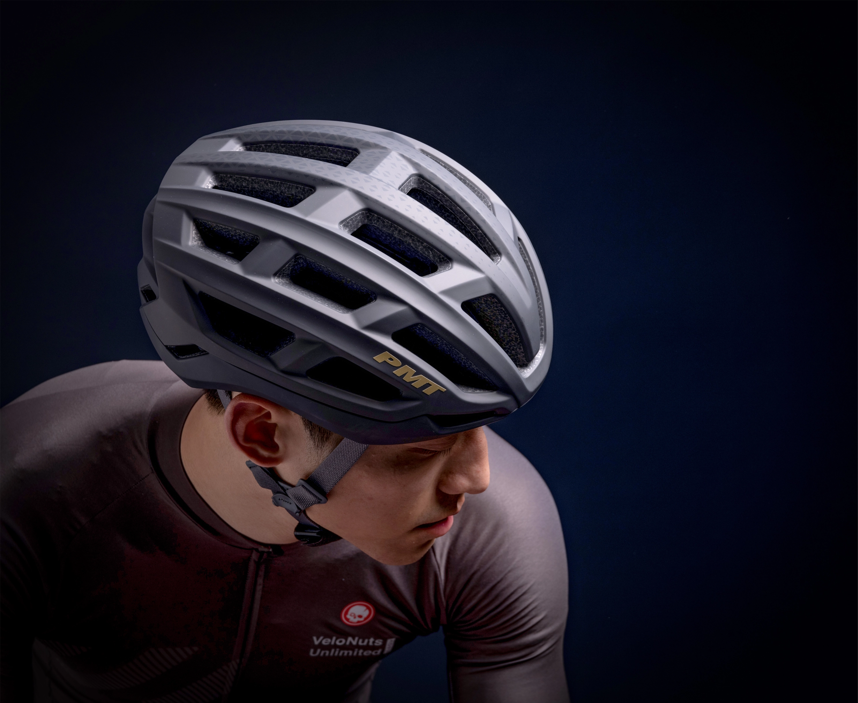 #color_CLASSIC BLACK