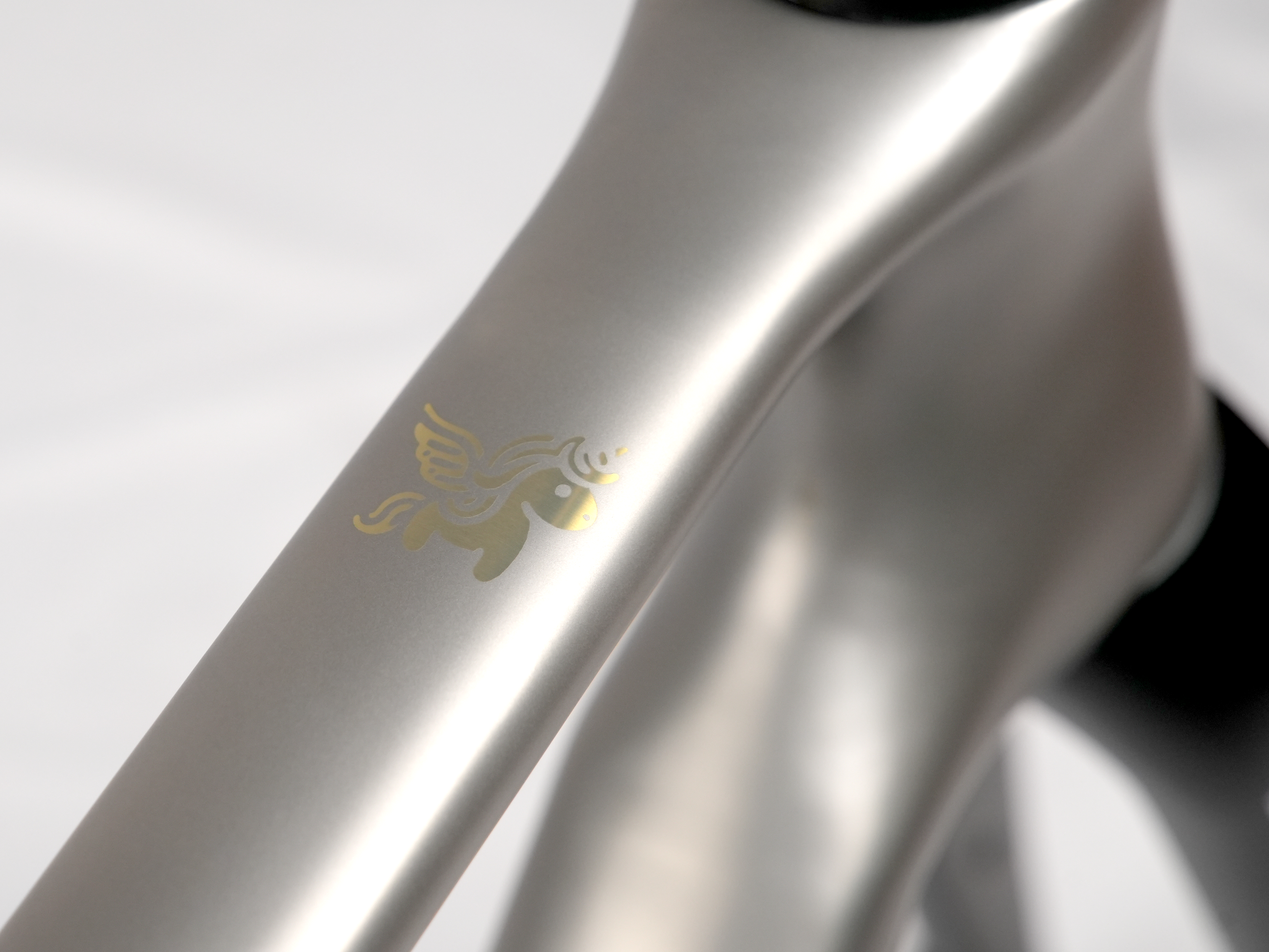 CHALLENGER T1R Frameset