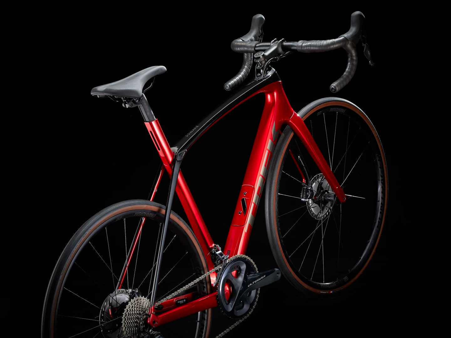 #COLOR_Crimson/Trek Black