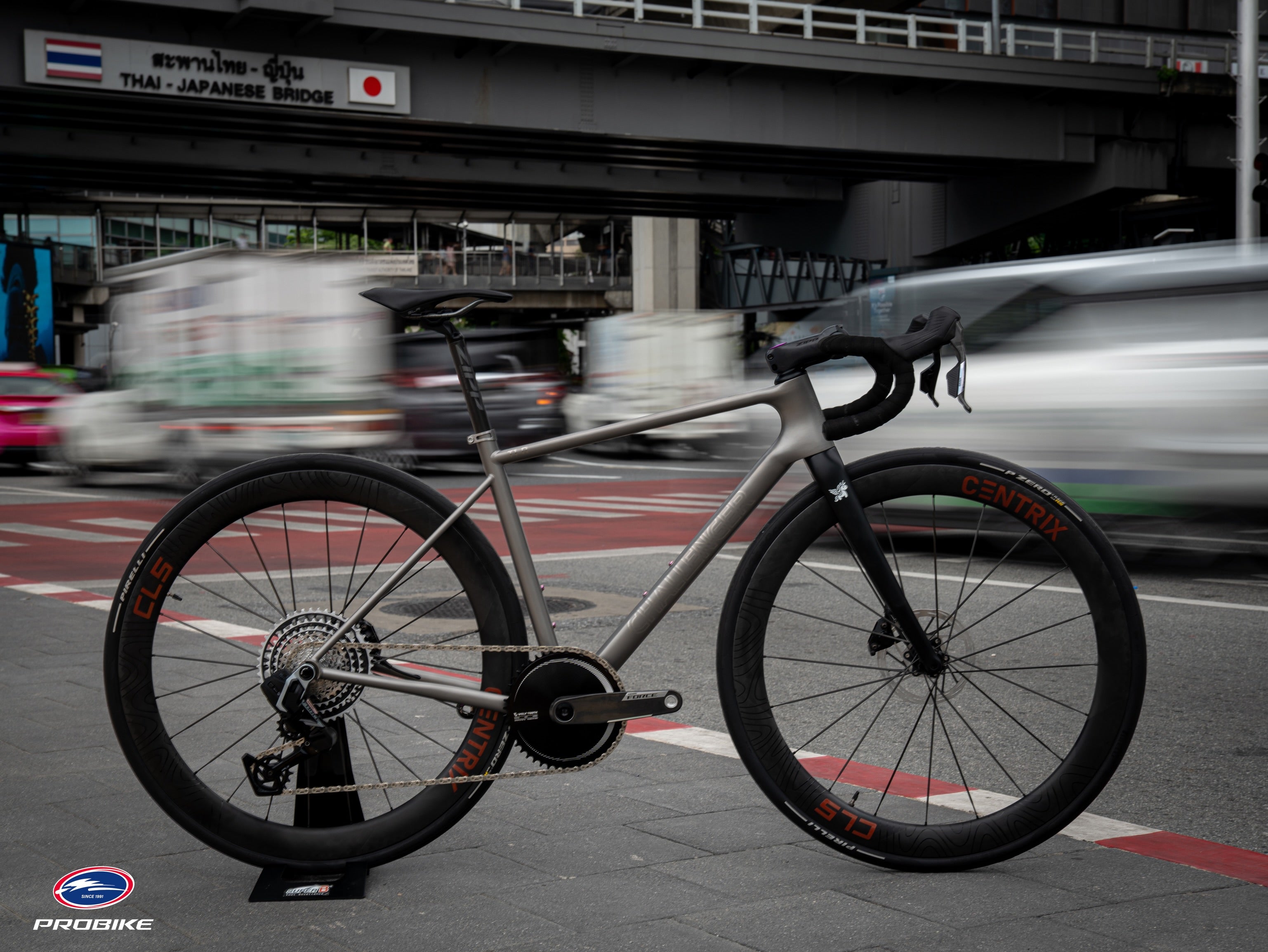 CHALLENGER T1R Frameset